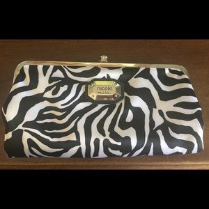 Nicole Miller Zebra Clutch Purse NM9619-ZEB